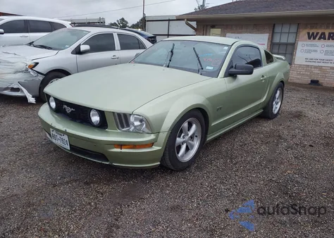 2005 Ford Mustang Gt Deluxe/Gt Premium из США, поврежденный, VIN 1ZVFT82HX55242207